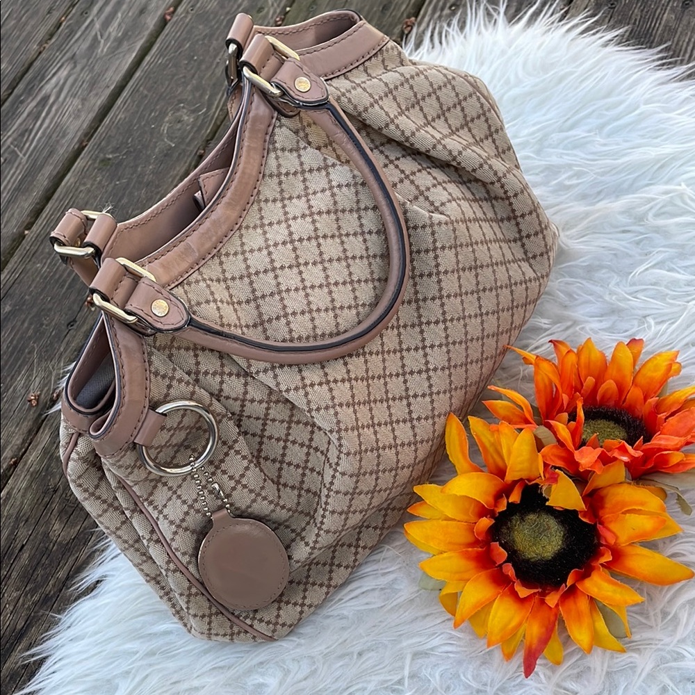 🌺HP🌺 💯 authentic GUCCI diamanté tote 🌺